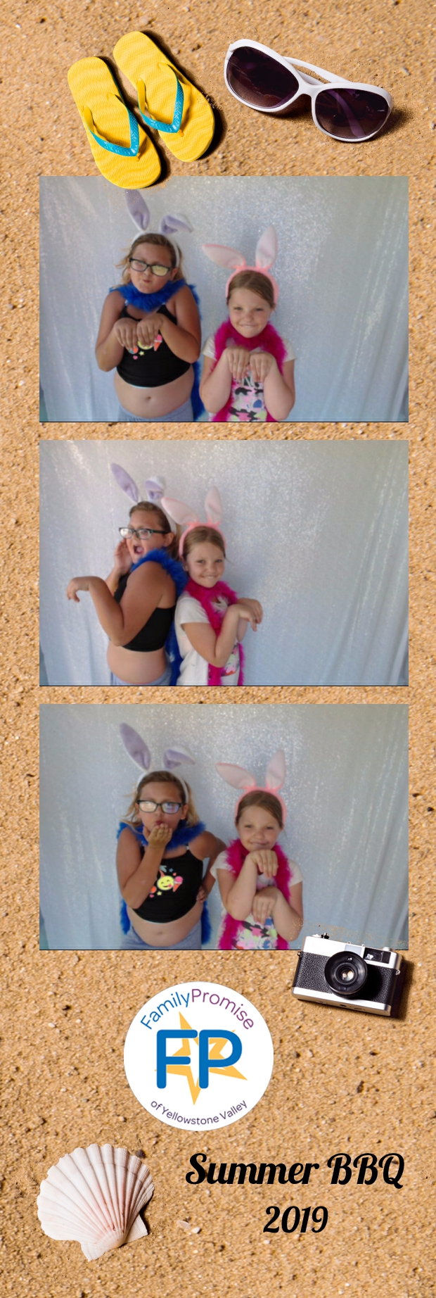 Family BBQ | View more photos from the event at gallery.photoboothbillings.com/u/PhotoBoothBillings/Family-BBQ